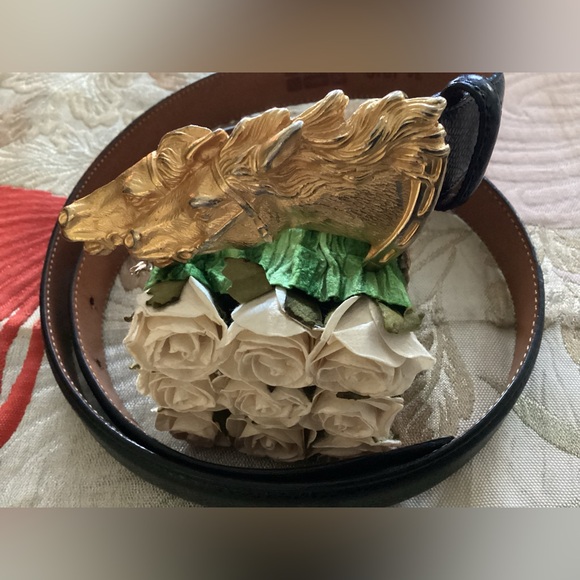 Wathne Equestrian Buckle Two Racing Horses Black Lizard Embossed Belt - Picture 2 of 6